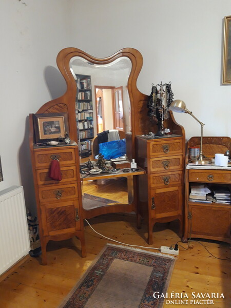 Art Nouveau bedroom set