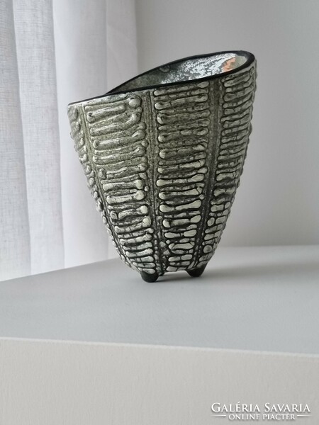 Gorka industrial wall ceramic bowl, modern piece with a plastic pattern