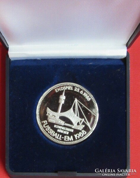 Silver 999/1000 commemorative medal Munich 1988, football European championship