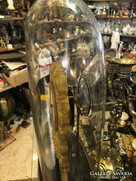 Bécsi barokk bronz asztali óra, eredeti üveg búrával, óra 40 cm, búra 60 cm