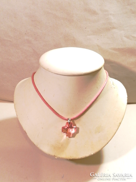Rózsaszín Swarovski kristály medál (255)