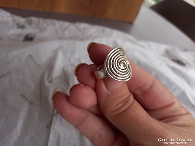 Real modern silver ring size 9 fingerprint (58).