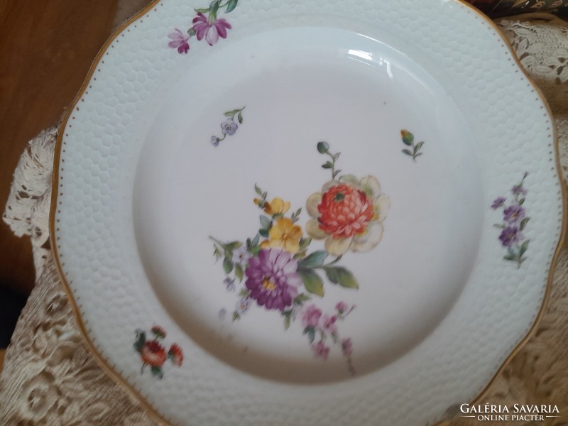 Royal Copenhagen flat damaged plate 25 cm