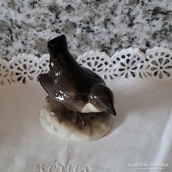 Norwegian porcelain bird