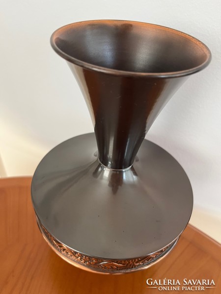 Retro industrial art vase copper alloy