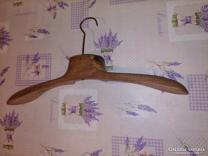 Retro coat hanger