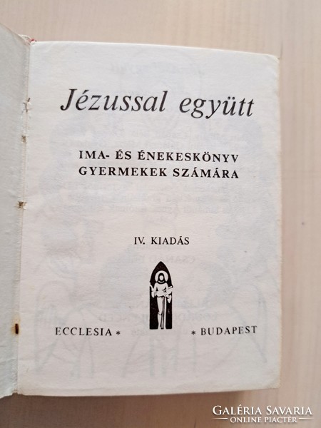 Retró gyermek imakönyv, római katolikus