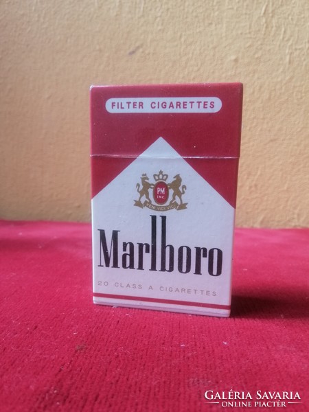 Retro " MARLBORO " öngyújtó