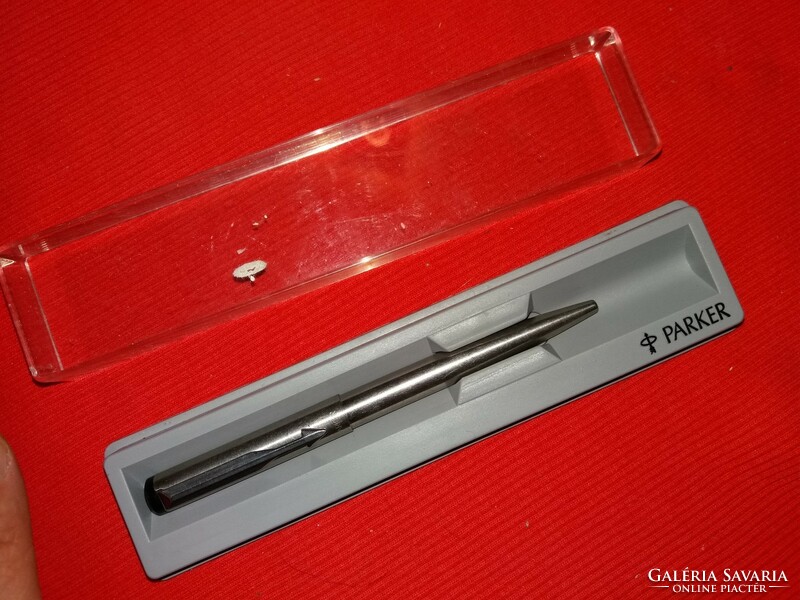 Old metal parker ballpoint pen with box, good condition according to the pictures 1