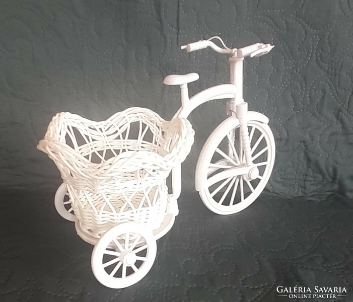 White flower tricycle