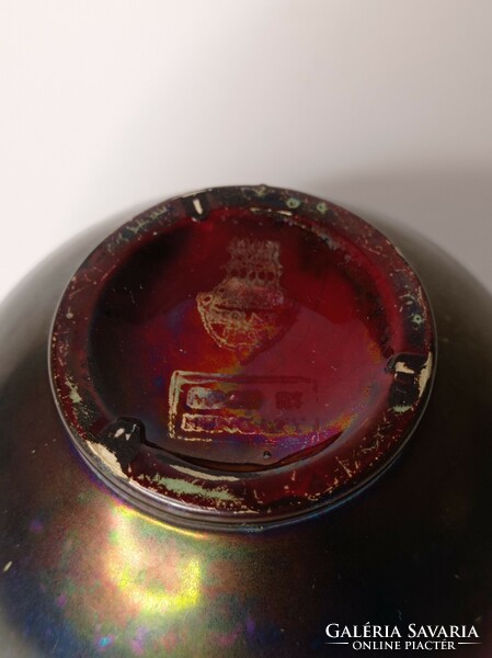 Zsolnay eosin burgundy shield seal miniature caspo 644