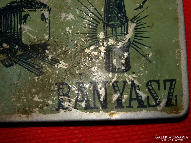 Antik 1959 a VIII. bányásznapra kiadott fém tok díszdoboz a BÁNYÁSZ cigarettához a képek szerint