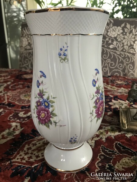 Hollóházi nagyobb méretű váza, ajándékozható