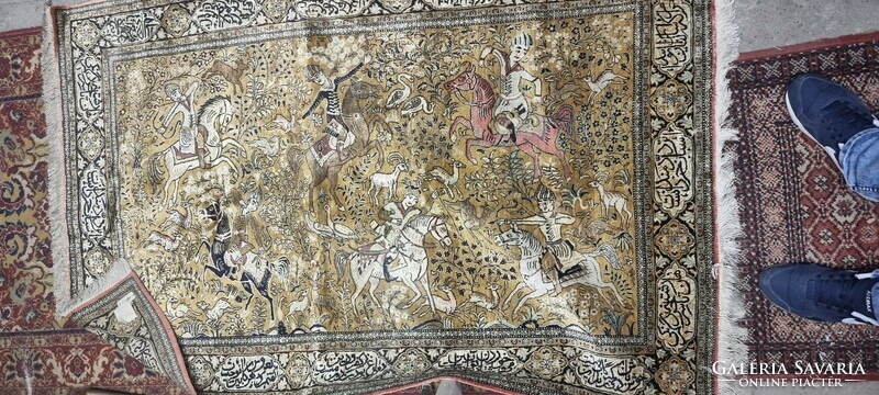 Kézi csomózású selyem perzsa szőnyeg