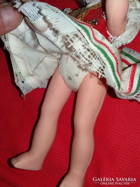 1940 cc. hajas magyar népviseletes gumi játék baba 25 cm szép állapot a képek szerint