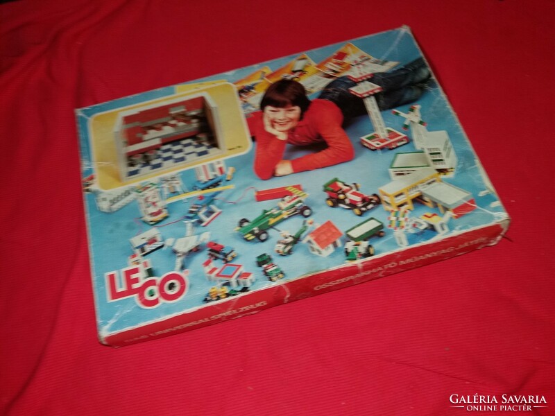 1970 Cc extremely rare Yugoslavian leco panel building toy with lots of parts and box as shown in pictures