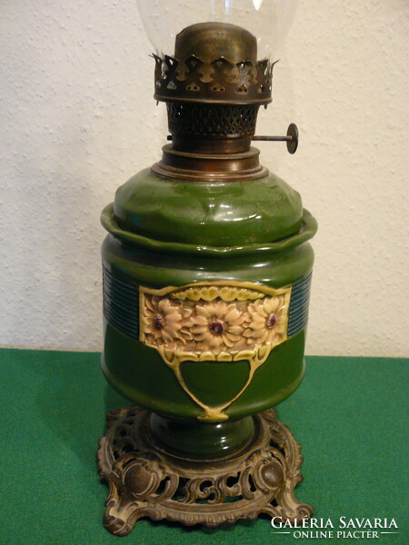 Ceramic vintage kerosene lamp