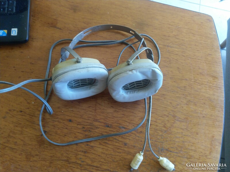 Retro videoton stereo headphones