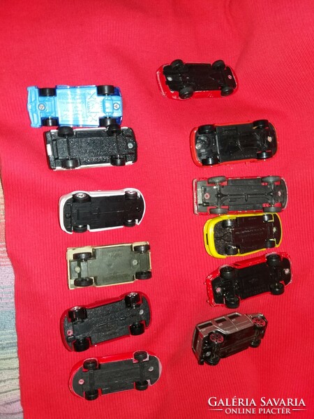 Quality metal small car toy package metal small cars 12 pcs in one pictures according to the description in the list of types