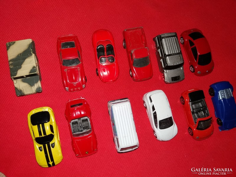Quality metal small car toy package metal small cars 12 pcs in one pictures according to the description in the list of types