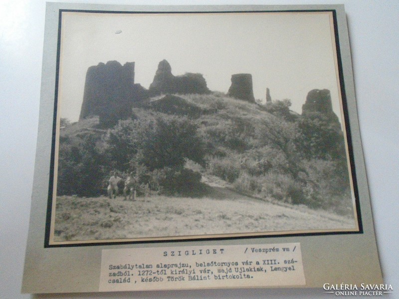 D198419 szigliget veszprém etc. Old large photo of Szigliget castle from the 1940s-50s mounted on cardboard