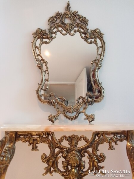 Gilded console table with mirror and marble top! In beautiful condition!