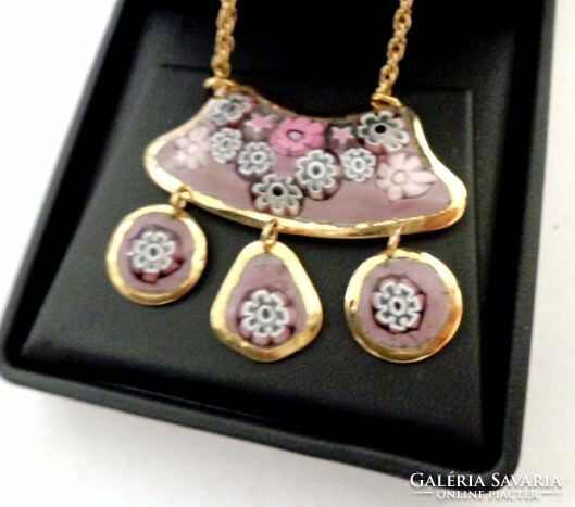 Purple floral 1980 vintage beautiful necklace