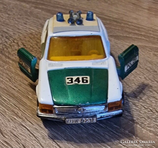 Police car model