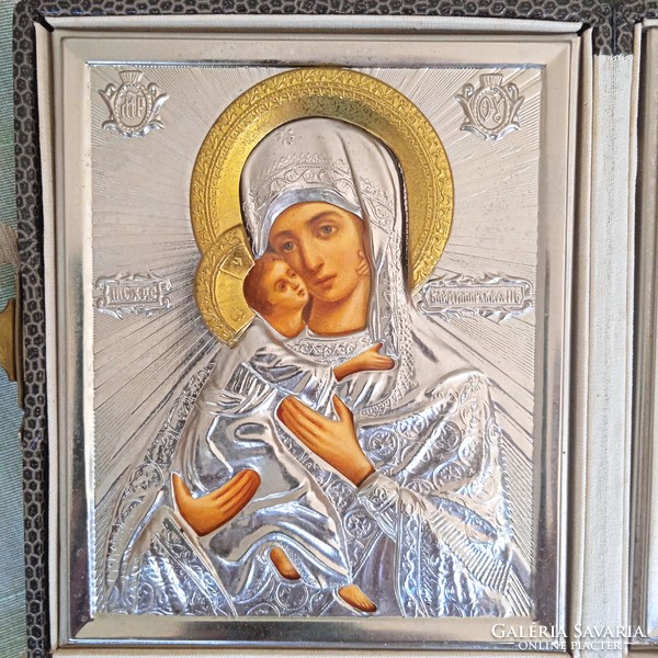 Icon home altar