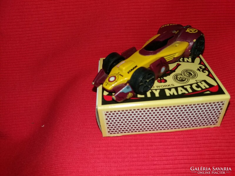 Retro MAJORETTE MARVEL Iron Man a VASEMBER autója fém kisautó a képek szerint