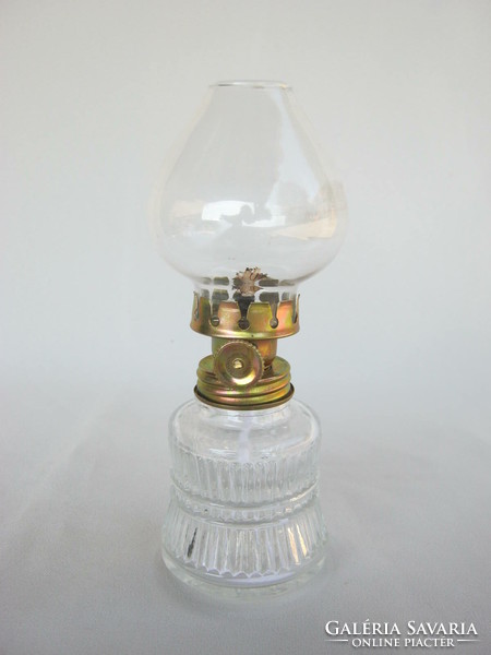 Üveg kis méretű petróleumlámpa
