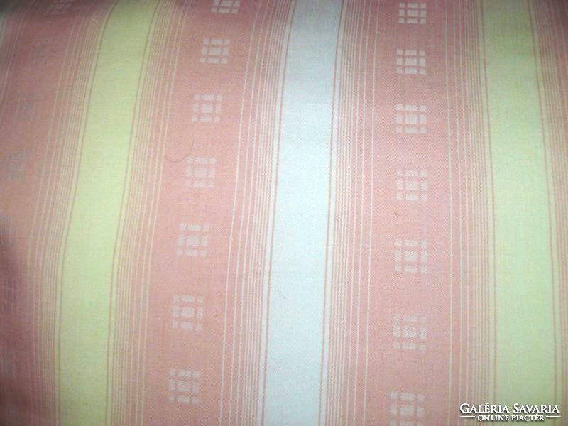 Antique pink-yellow-white damask duvet cover