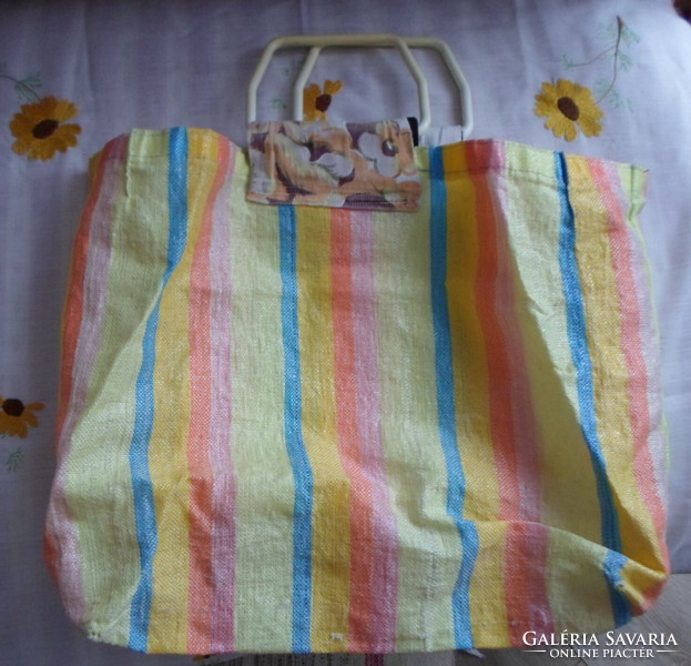Retro shopping bag, striped bag