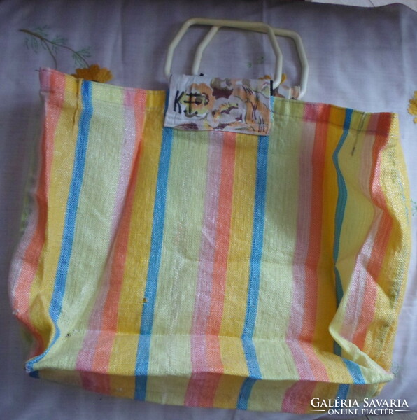 Retro shopping bag, striped bag