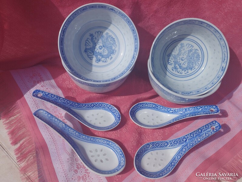Chinese rice grain porcelain with pudding spoon, 4 pairs.