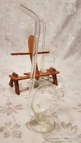 Set of 2 glasses, in a special wooden holder,