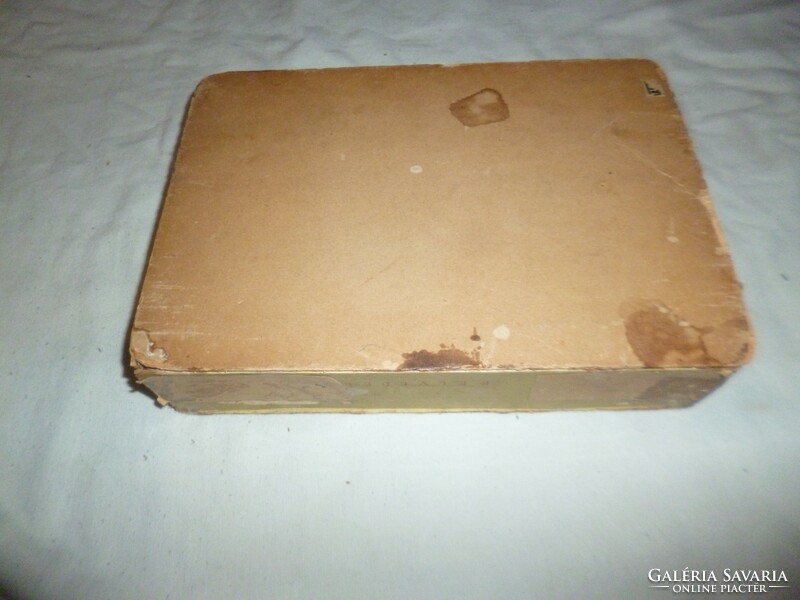 Old Stühmer chocolate bonbon box