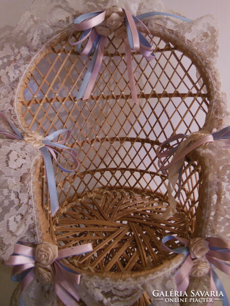 Armchair - usa - 40 x 25 x 16 cm - rattan - with lace - retro - perfect