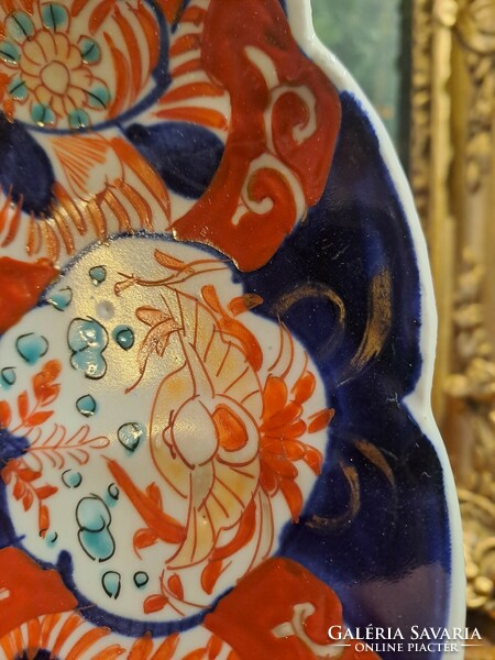 A beautiful Imari plate from Etedeti, around Meiji 1880