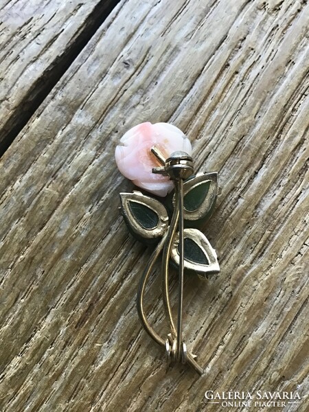 Old rose brooch with carved coral and jade leaves