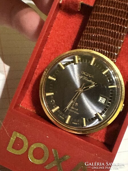 Special 75th anniversary unworn doxa automatic watch for sale! Price: 399,000.-