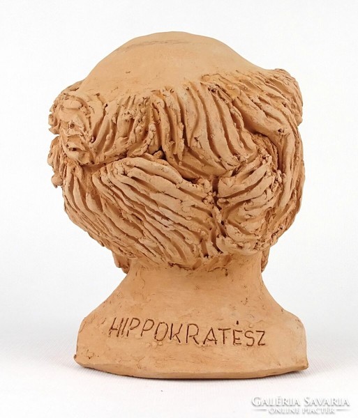1O495 Dorogi F.: Hippokratész agyag mellszobor 17.5 cm 2002