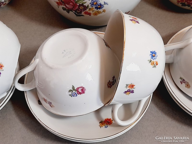 Hollóház porcelain tea set