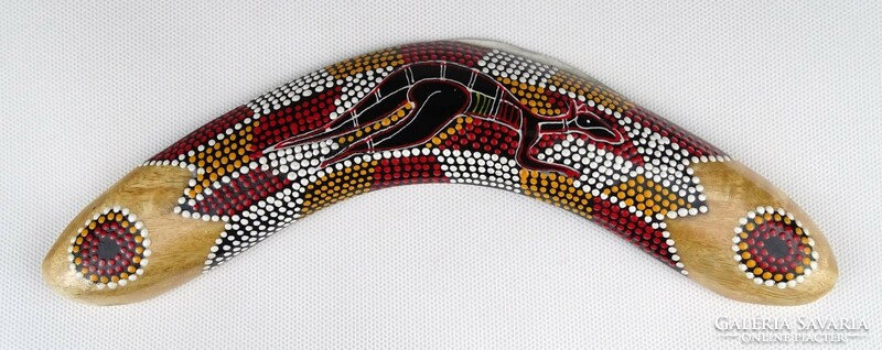 1O513 kangaroo decorated original Australian boomerang boomerang