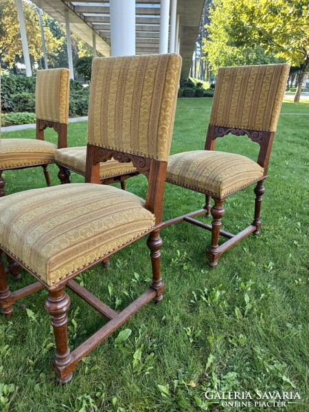 Ónémet jellegű tölgyfa székek 6 db