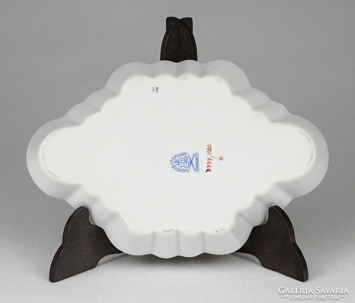 1O627 Herend porcelain ash tray with Victoria pattern