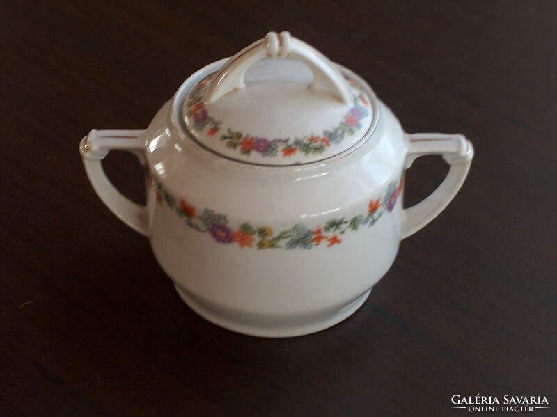Tasty Meissen porcelain sugar bowl