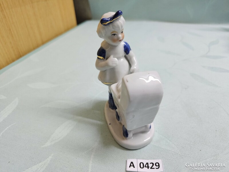 A0429 porcelain girl with pram 13 cm