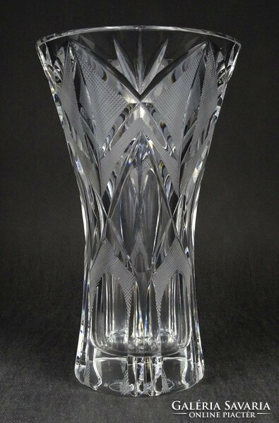 1O610 Elegáns csiszolt üveg kristály váza 20.5 cm