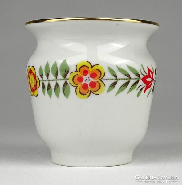 1O637 Régi ritka kisméretű jelzett Zsolnay porcelán váza 7 cm